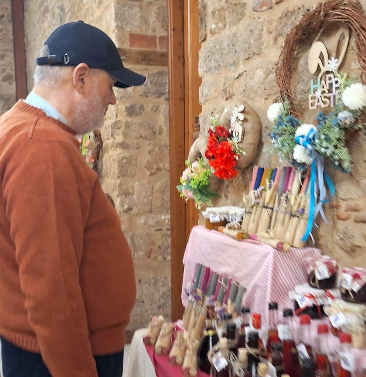 Ολοκληρώθηκαν οι προετοιμασίες για το Πασχαλινό μας Bazaar