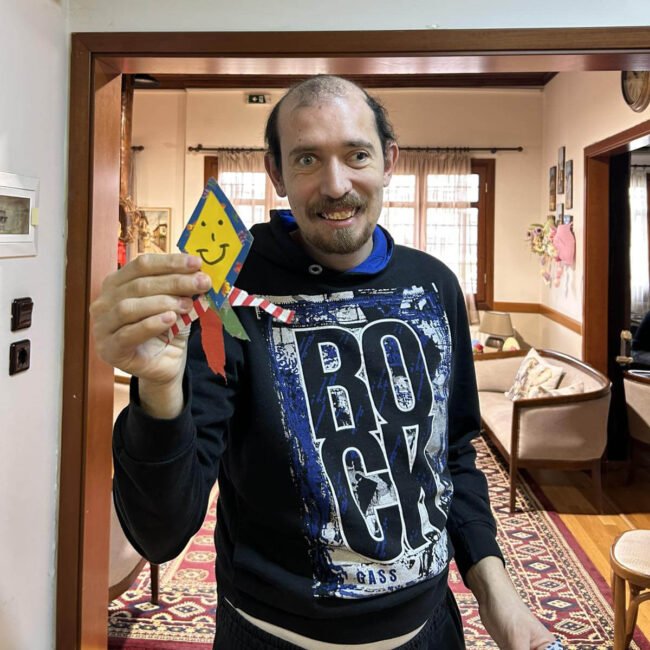 Κατασκευάσαμε τους δικούς μας χαρταετούς